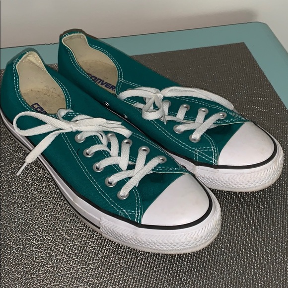 Converse - Picture 1 of 2